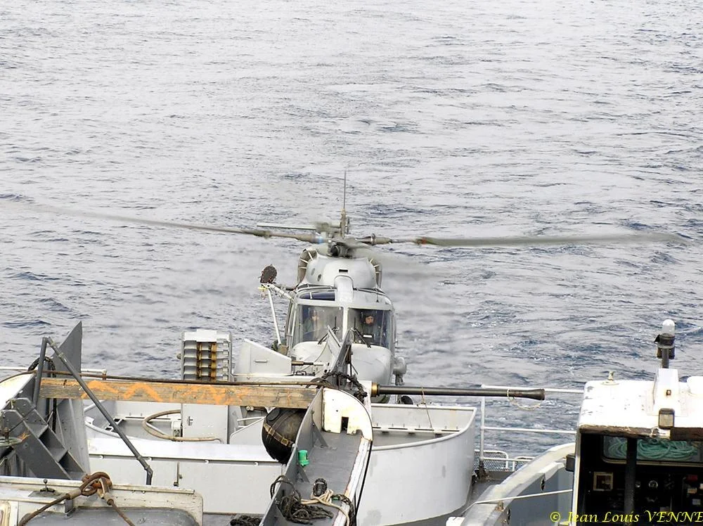 Dernières manœuvres aviation sur le Jules Verne