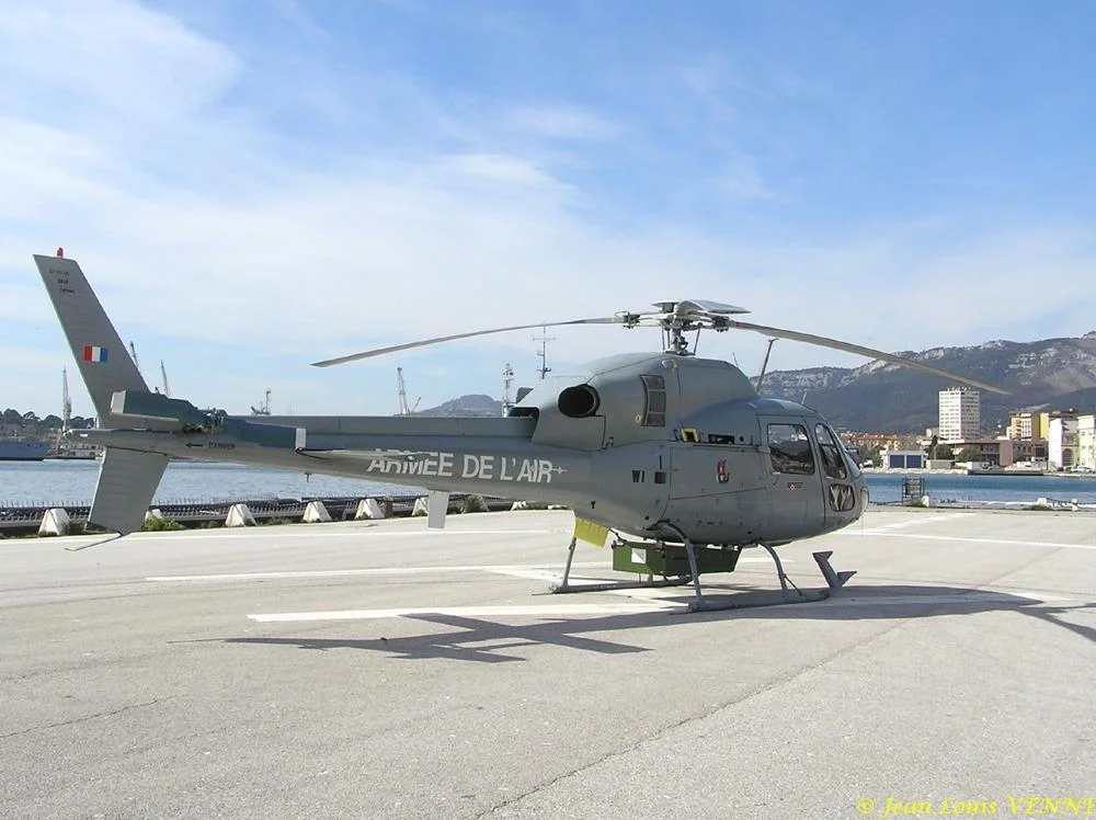 L'hélicoptère de l'armée de l'air