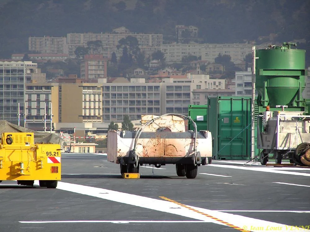 Essais des catapultes du Charles de Gaulle