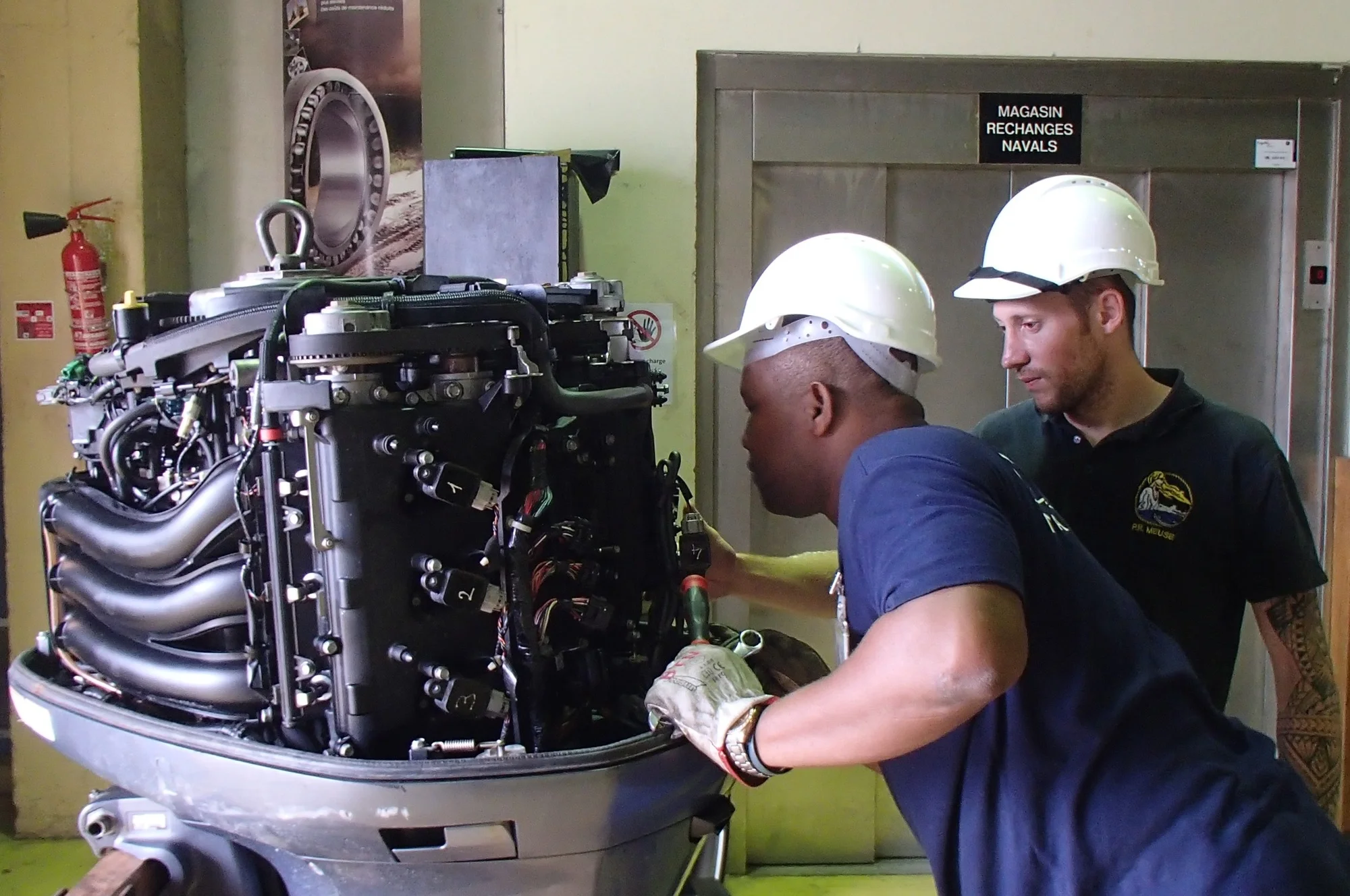 Formation en mécanique d'un marin comorien