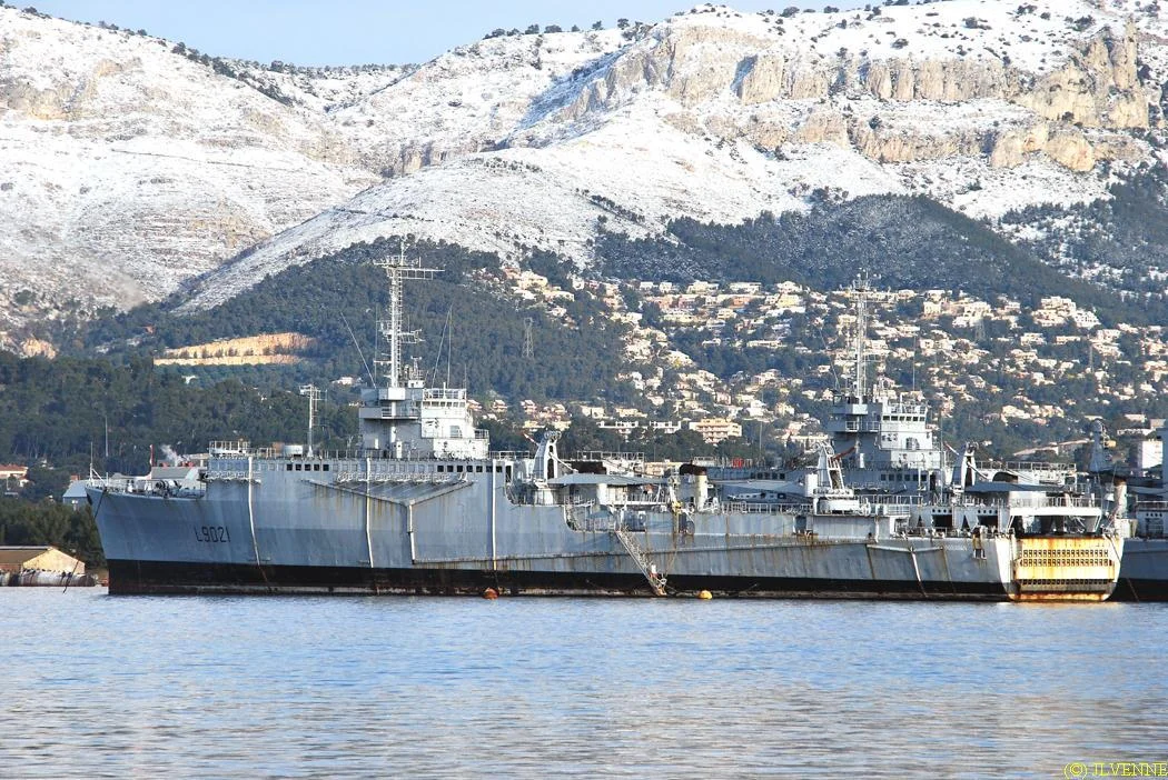 Toulon et ses montages enneigées