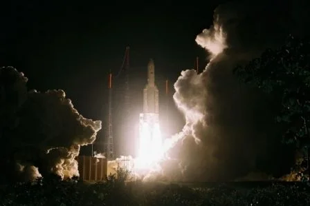 Ariane V décolle enfin