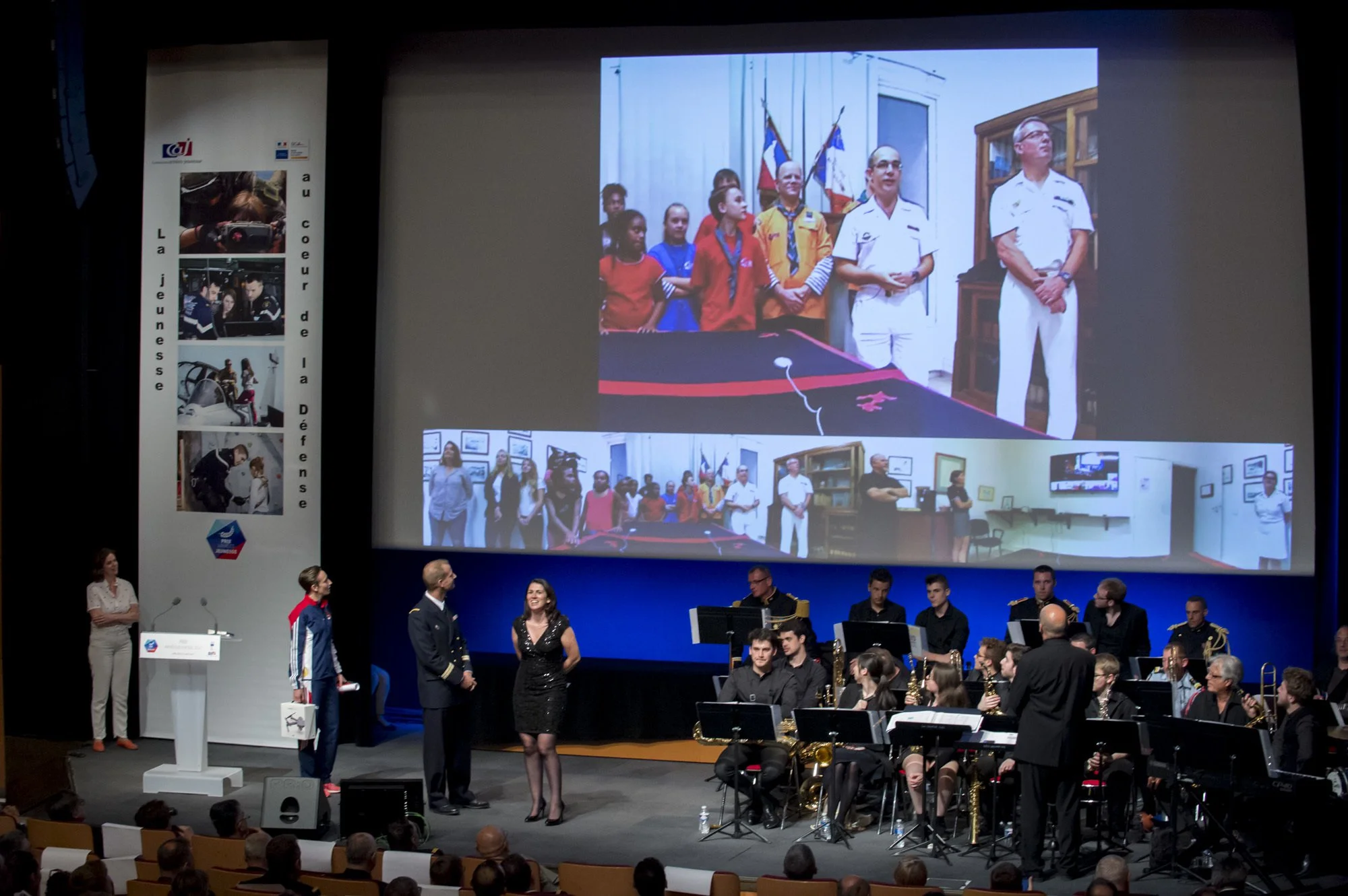 Remise du Prix Armées-Jeunesse 2017 à deux unités de la Marine