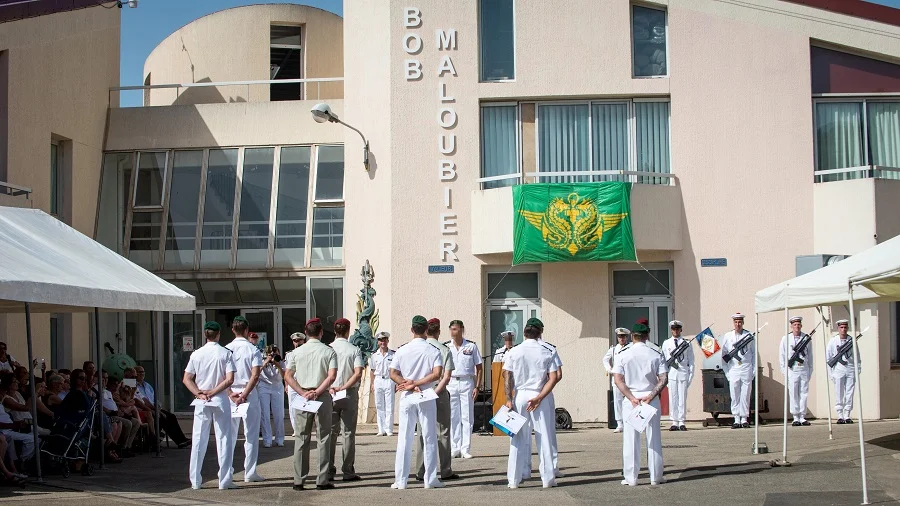 Cérémonie de remise des certificats au 92ème cours nageur de combat