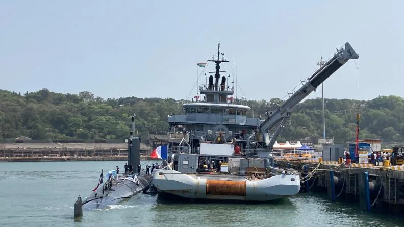 L'Améthyste à couple de la Loire lors d'une escale à Goa (Inde)