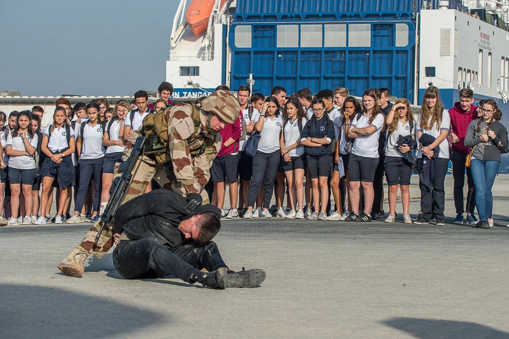 Démonstration dynamique de la mission de protection d’un site militaire par les fusiliers-marins de la base navale