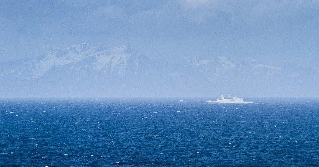 La frégate Aquitaine au large de la Norvège