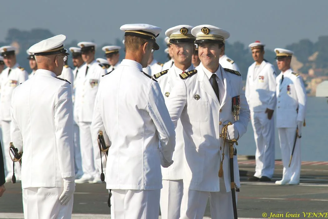 Prise de commandement du porte-avions Charles de Gaulle