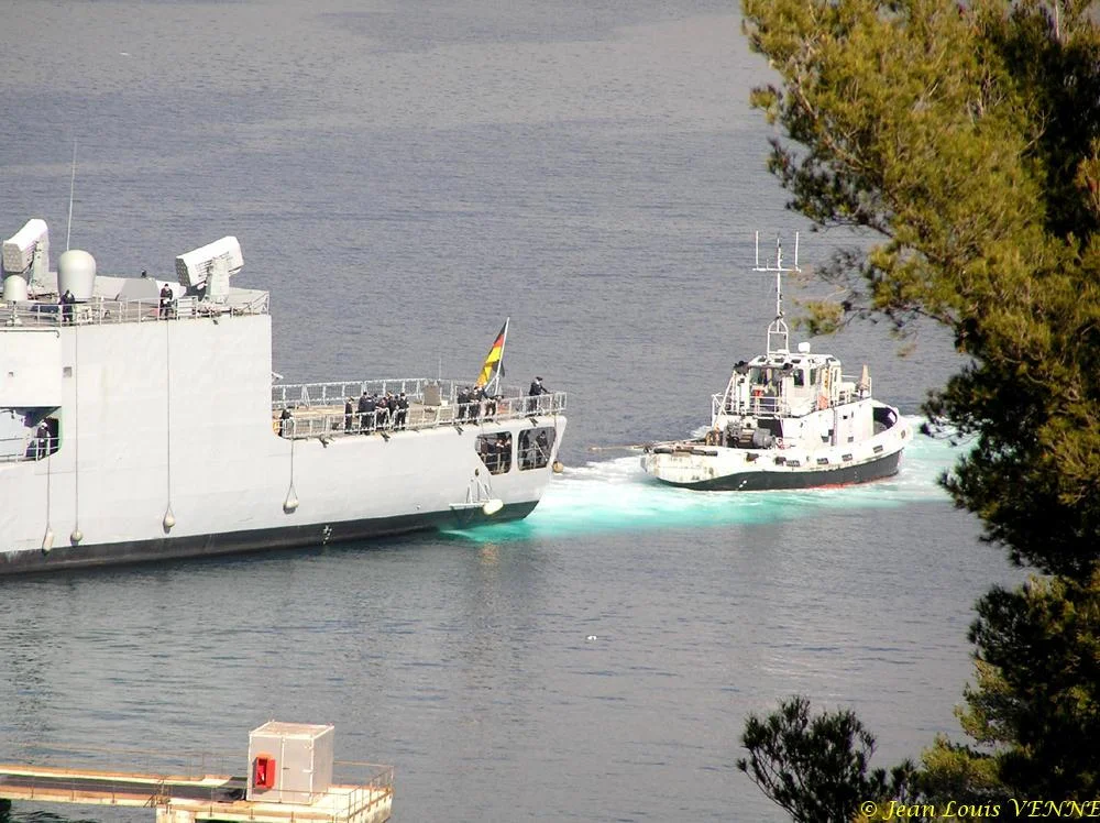 La frégate allemande Emden à Toulon