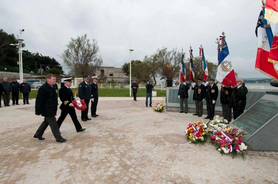 Hommage aux sous-mariniers du Protée