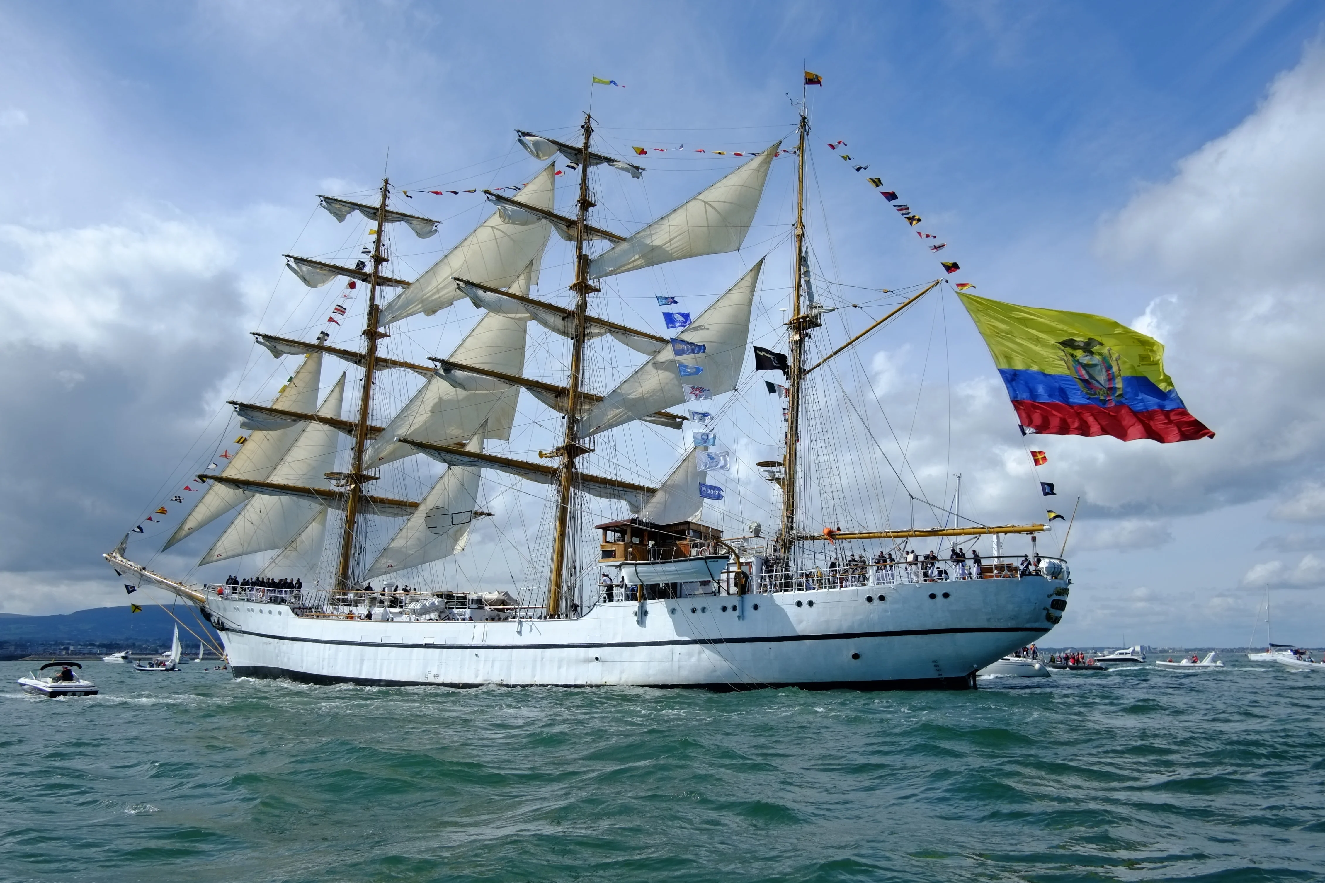 Le trois-mâts barque Guayas, navire-école de la Marine équatorienne