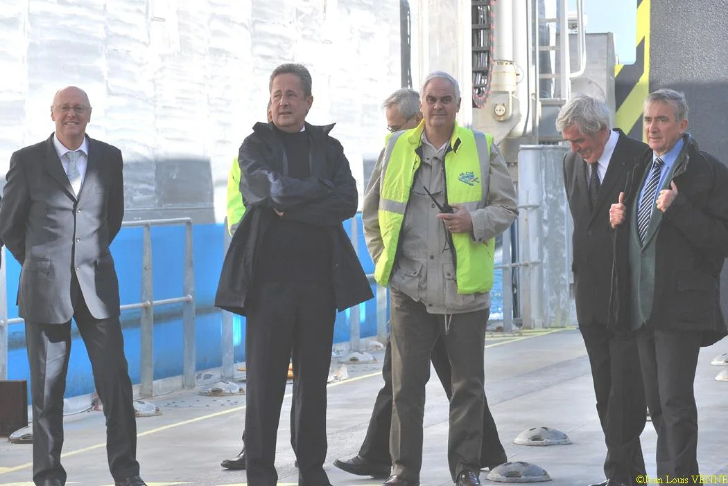 Le préfet maritime assiste à une démonstration du L-CAT