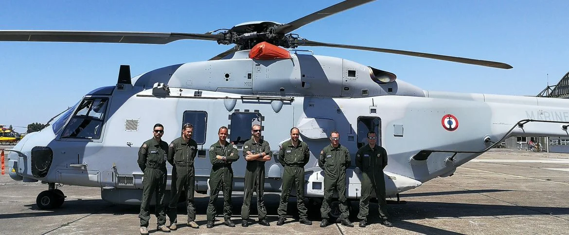 Répétition du défilé aérien du 14 juillet pour les flottilles de l’aéronautique navale 