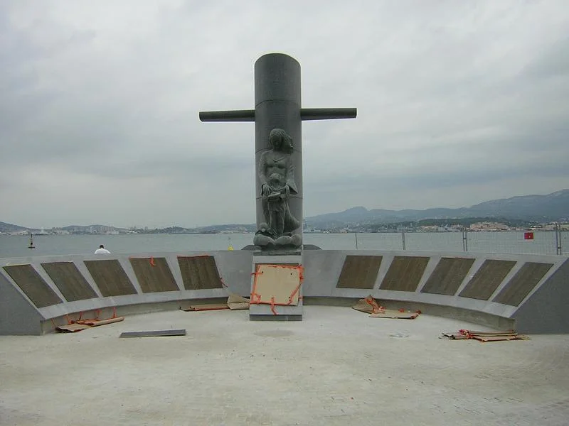 Monument national des sous-mariniers (vue générale)
