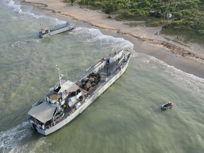 Embarquement sur la plage
