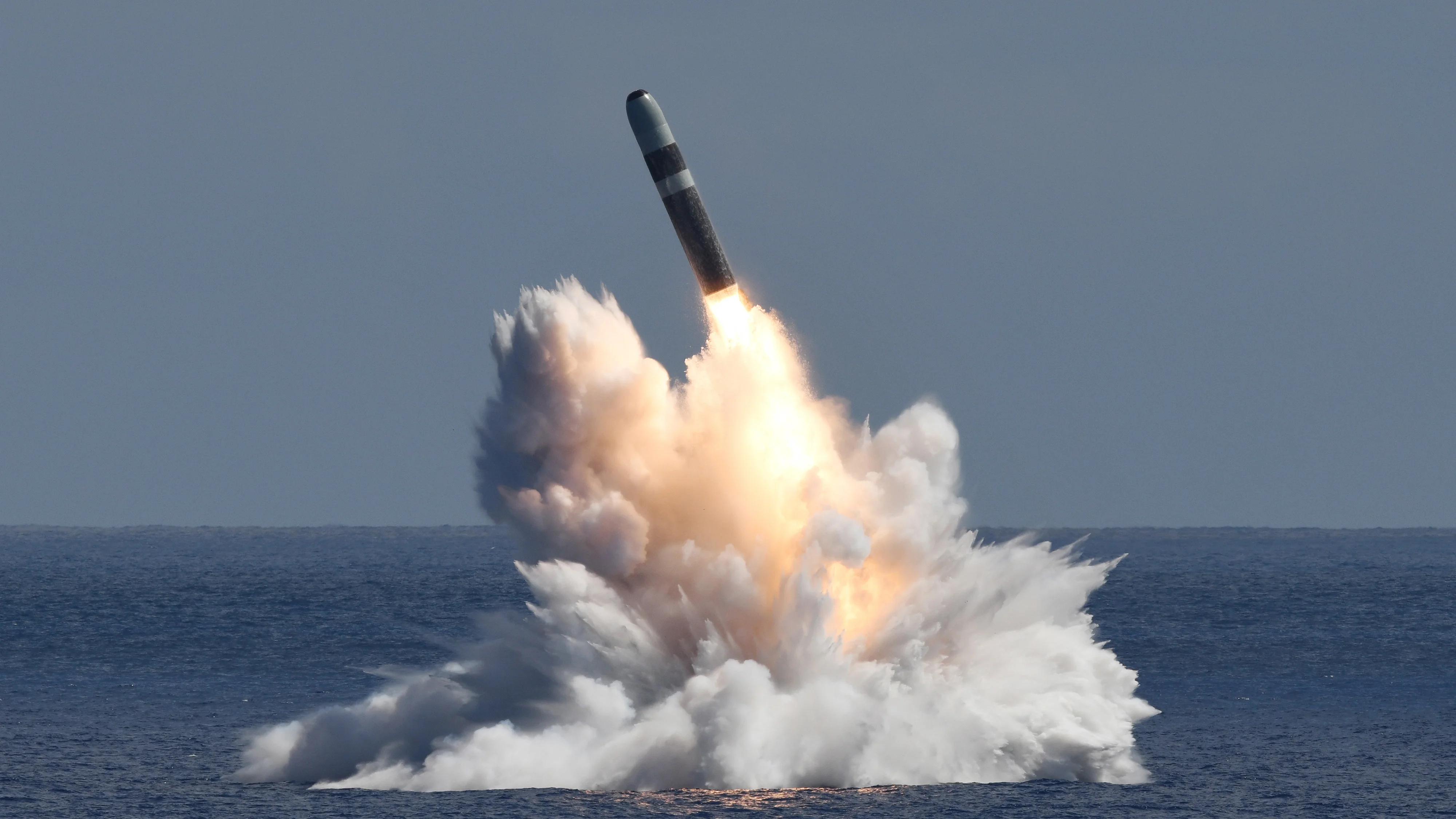 Lancement d'un missile nucléaire Trident II D5LE
