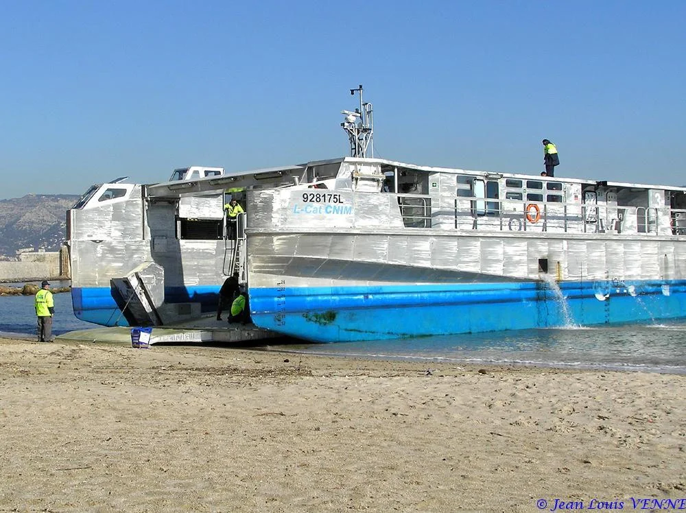 Premier plageage du L-CAT avec matériel roulant