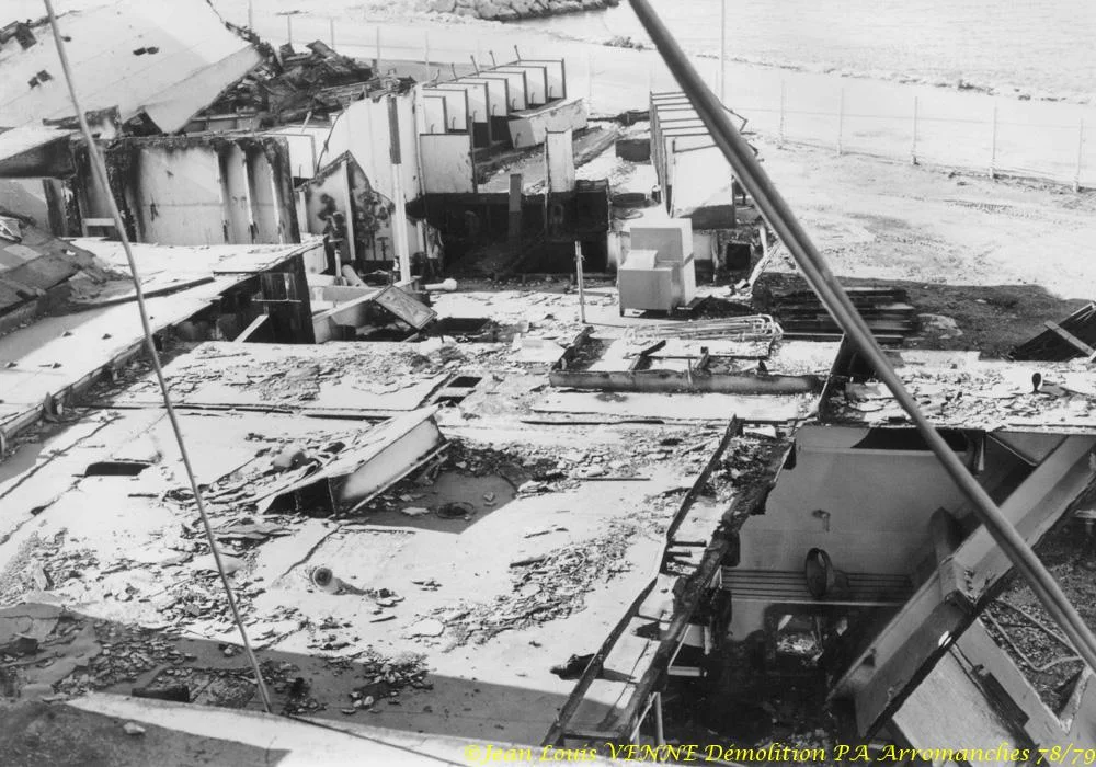 Démolition de l'Arromanches