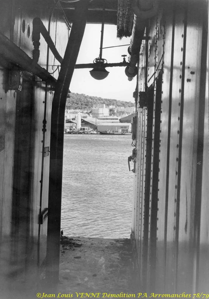Démolition de l'Arromanches