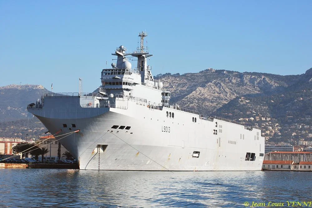Le Mistral au quai d'honneur