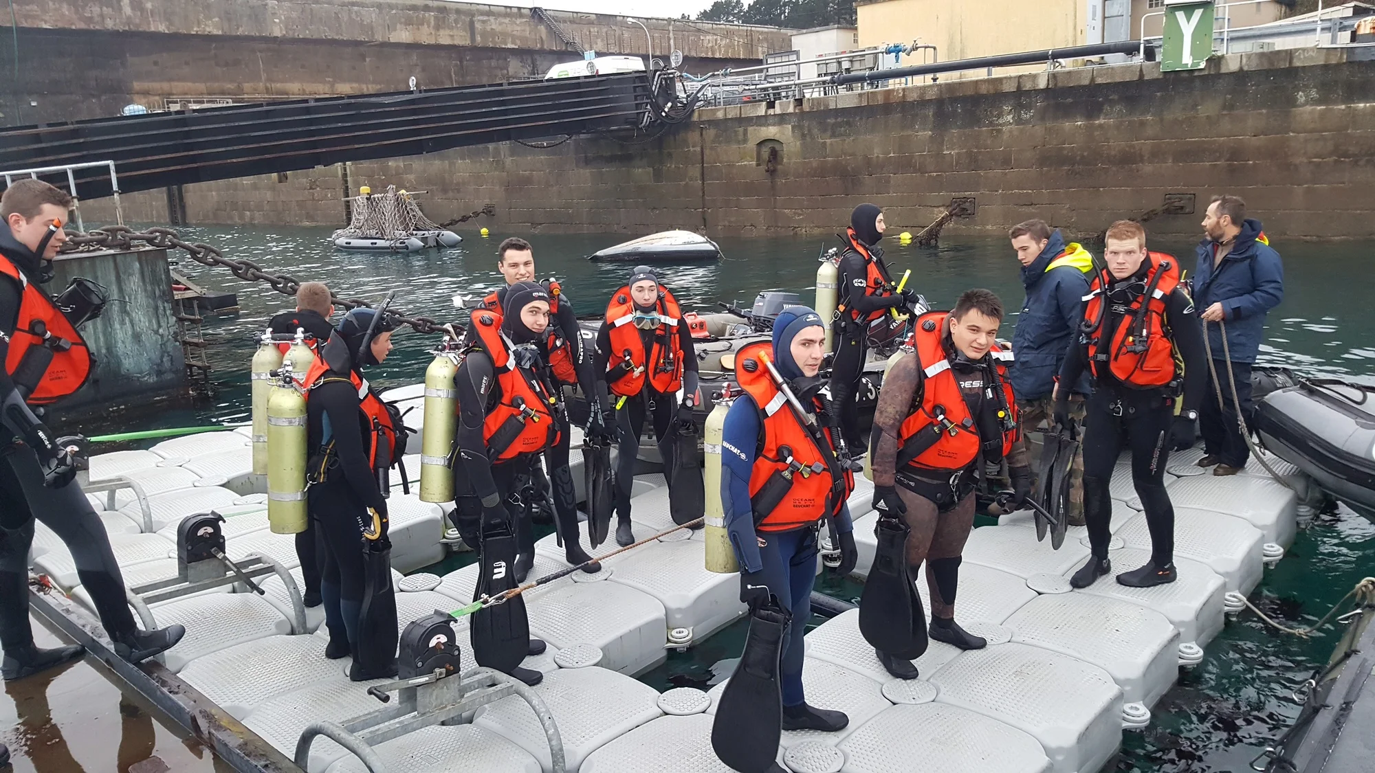 Les stagiaires prêts à plonger