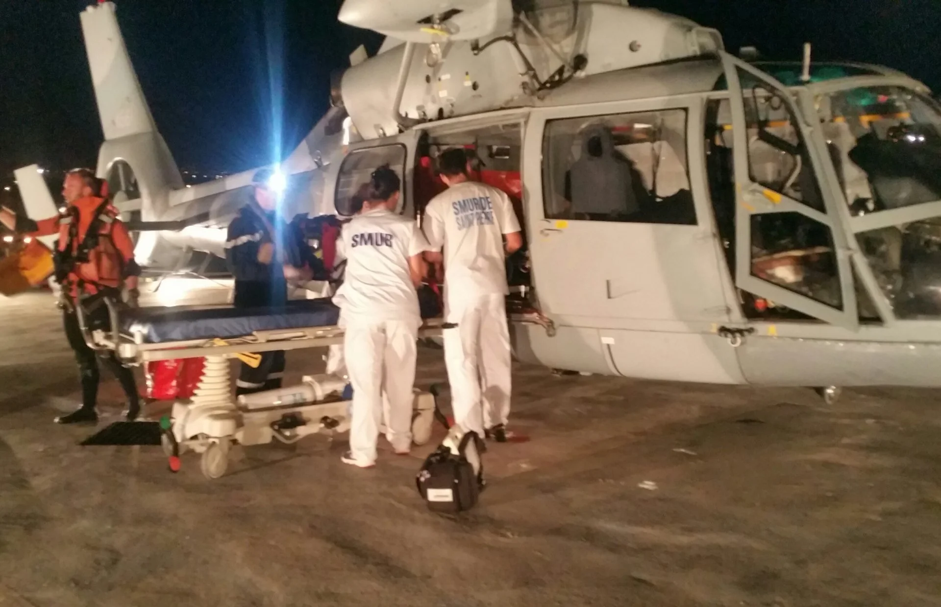 Evacuation médicale par le Panther du Floréal 