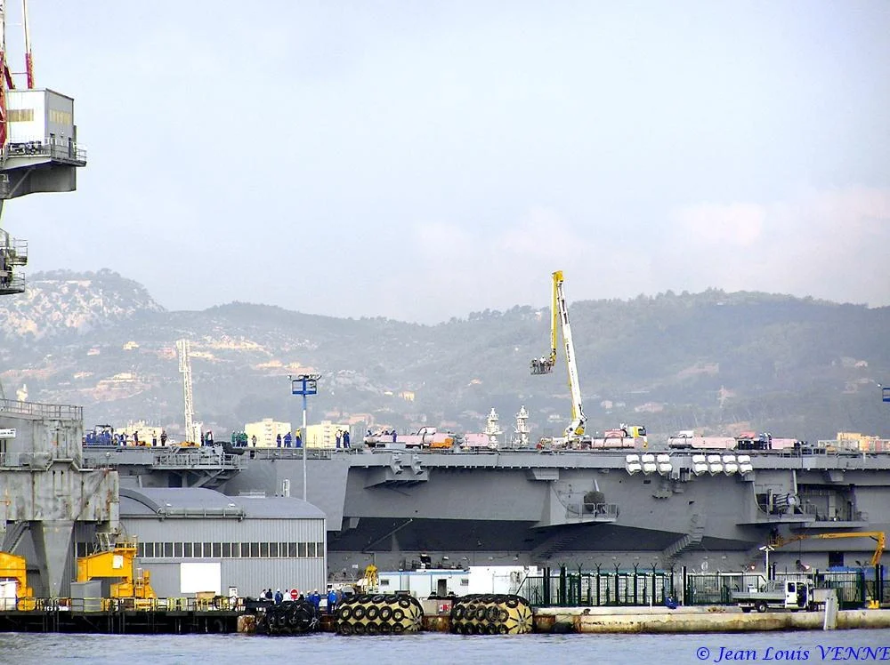 Essais des catapultes du Charles de Gaulle