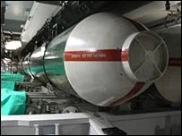 Des maquettes de missiles sont utilisés pendant la construction