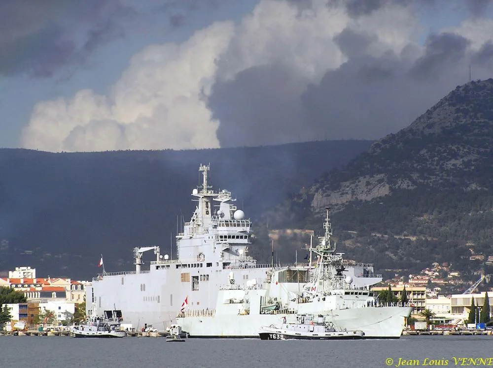 Arrivée à Toulon de la frégate canadienne Ville de Québec