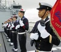 Alignés pour l'inspection