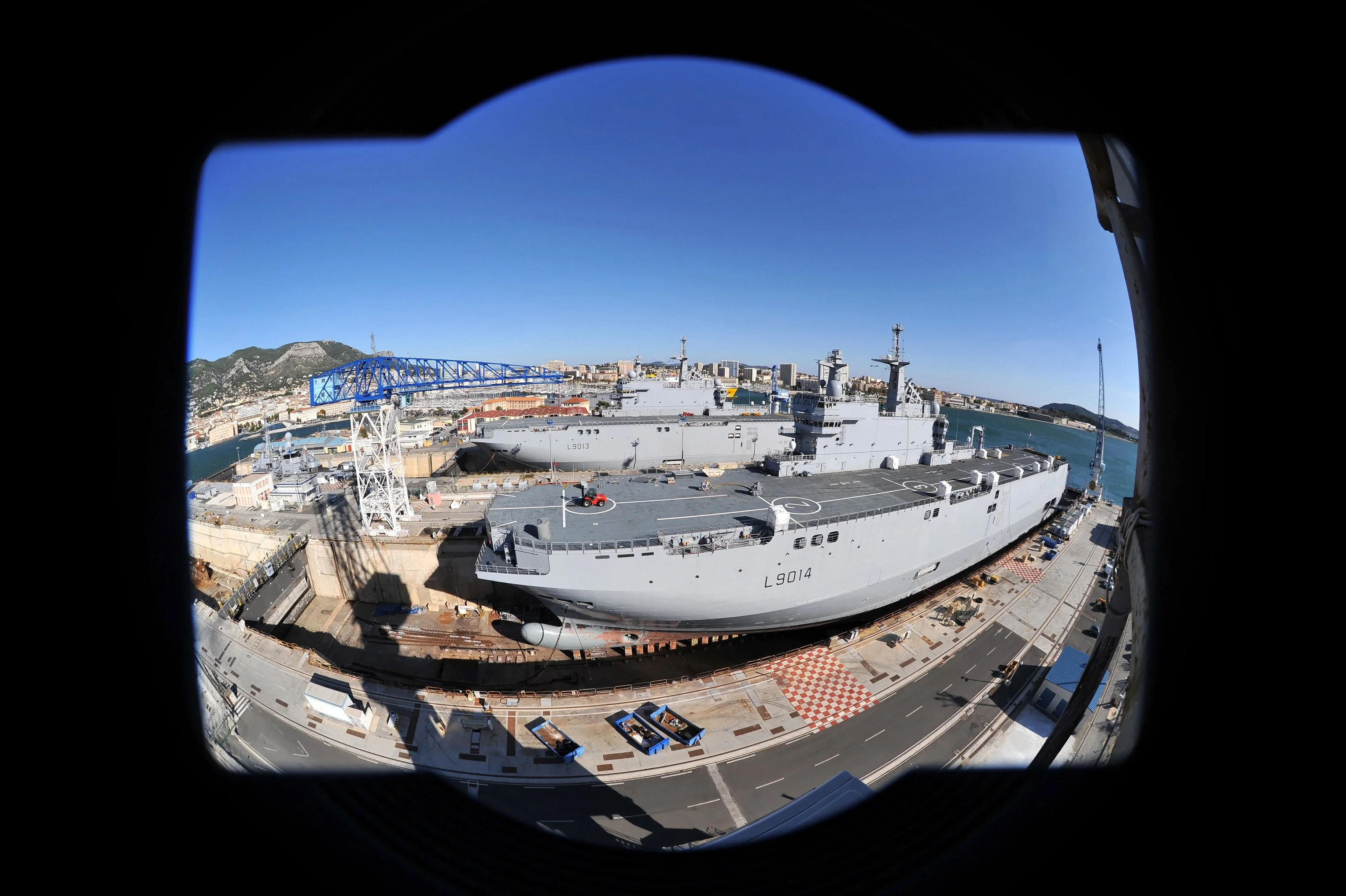 Les deux BPC en entretien aux bassins Vauban