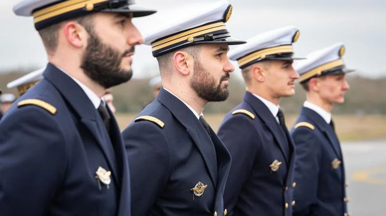 Les 4 nouveaux pilotes d'hélicoptère