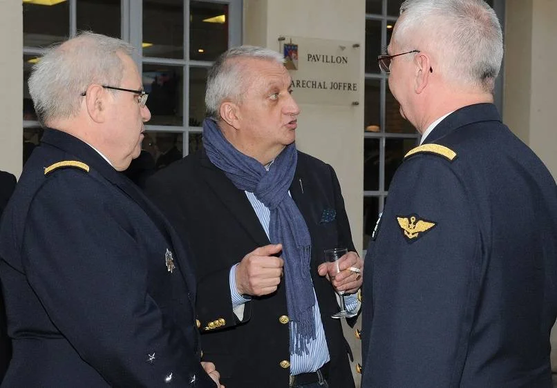 Le chef d’état-major de la marine s'entretient avec des réservistes citoyens