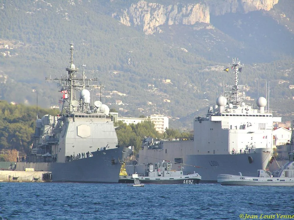 Escale du croiseur USS San Jacinto Ã  Toulon
