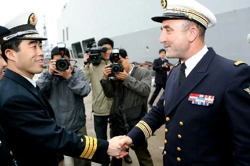 Accueil par les autorités Chinoises