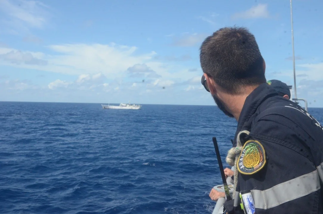 Le patrouilleur Arago en mission de police des pêches