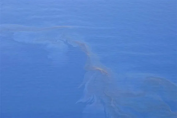 Pollution maritime au large de l’étang de Diane