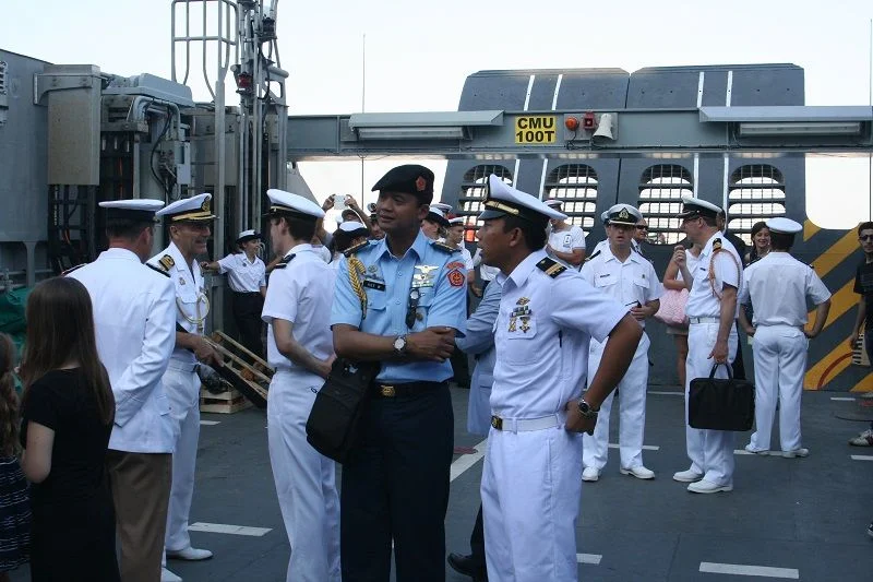 Des attachés de défense à bord de l'EDAR