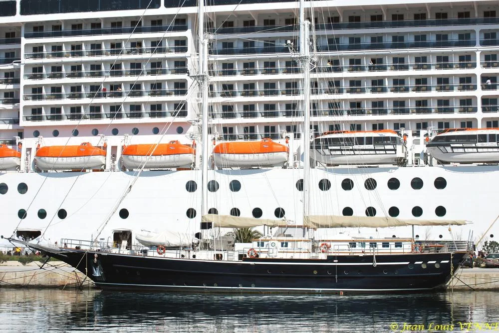 Escale surprise du MSC Fantasia à La Seyne sur Mer