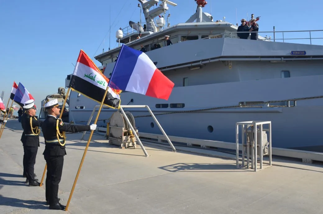 Le BSAM Seine accoste à la base d’Umm Qasr à Bassora (Irak)