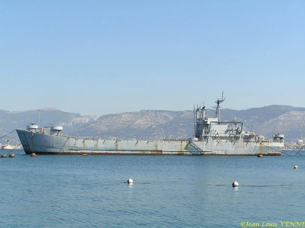 La Dives devant l'école de plongée