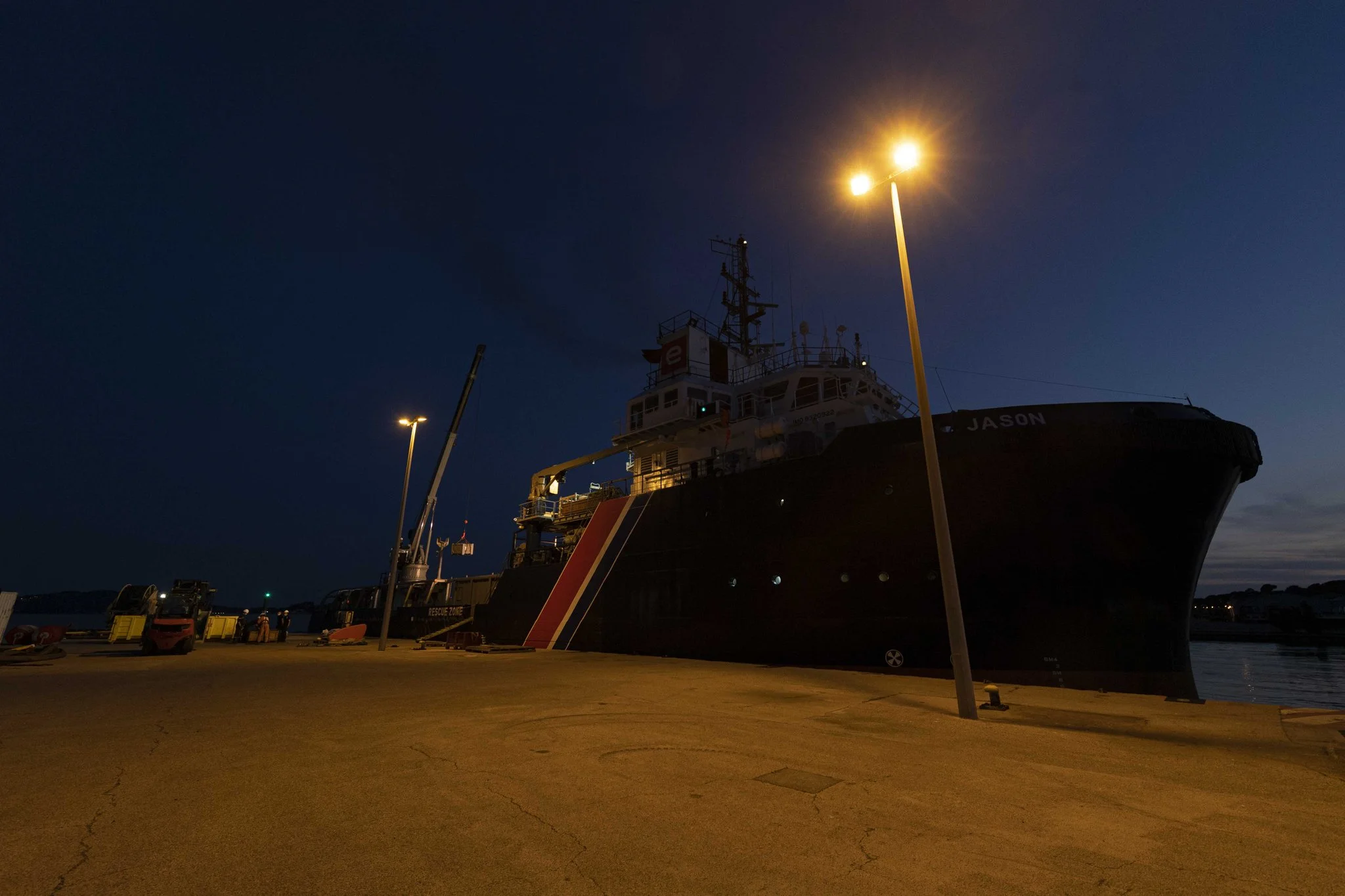 Le bâtiment d'assistance Jason