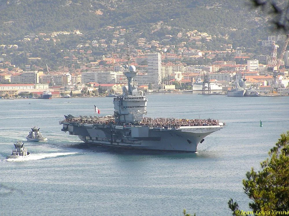 Sortie des familles du Charles de Gaulle