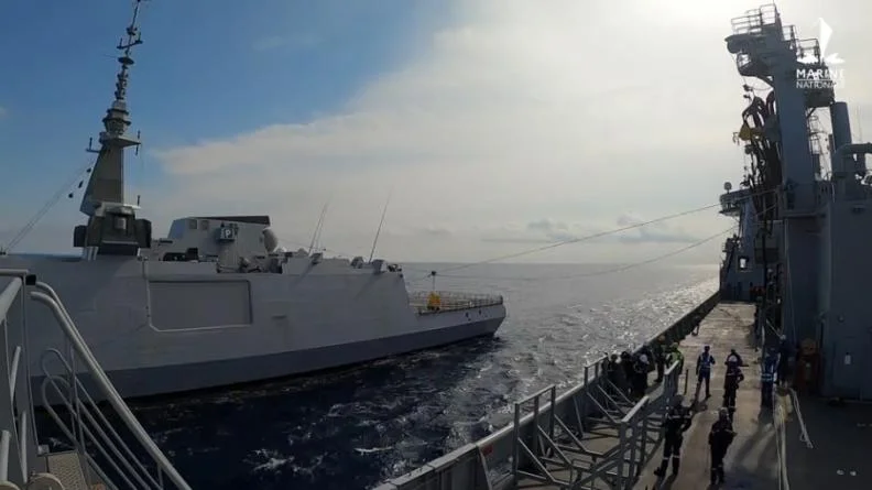 Ravitaillement à la mer