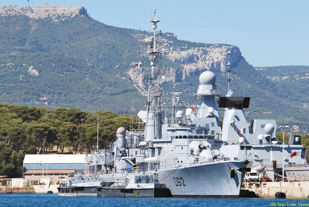 La frégate De Grasse fait escale à Toulon