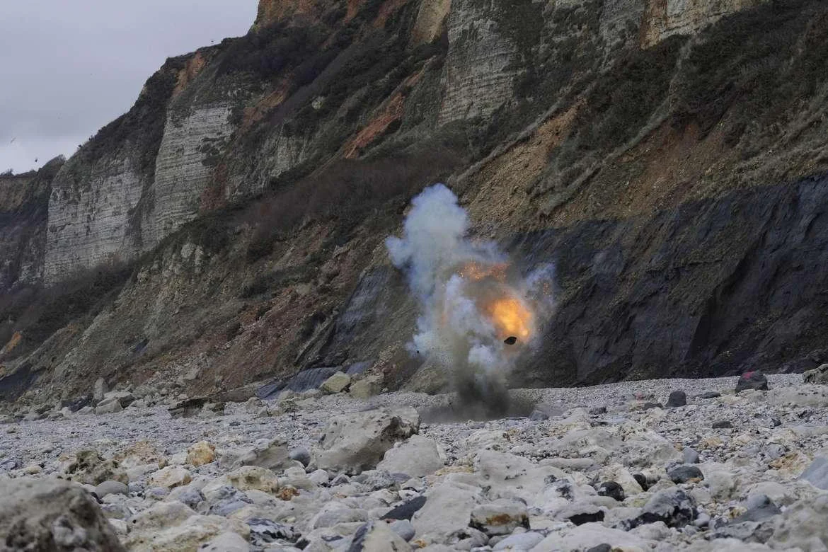 Le GPD Manche détruit un obus à Cauville