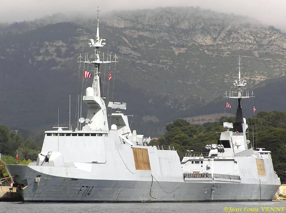 Un bÃ¢timent Ã  2 avants?