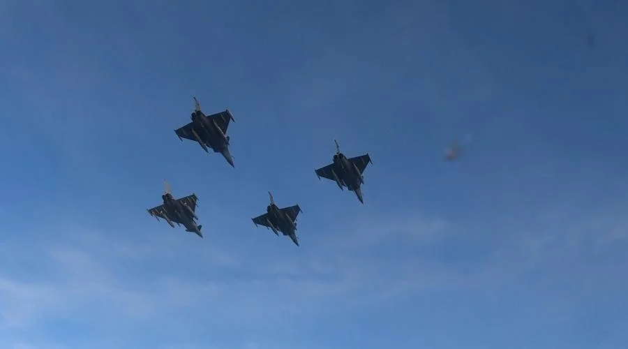 Rafale français et Typhoon britanniques