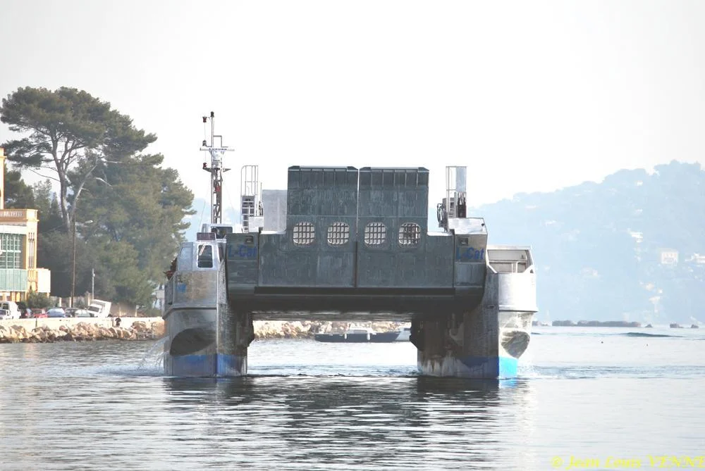 Le nouveau catamaran de débarquement de la CNIM