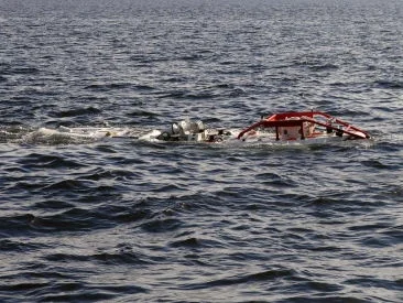 Prêt à descendre secourir des sous-mariniers en détresse